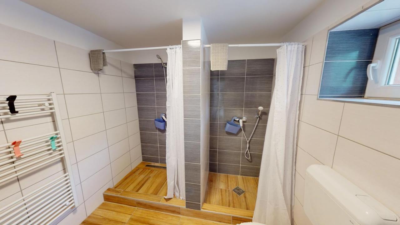 Family Apartman ミシュコルツ エクステリア 写真